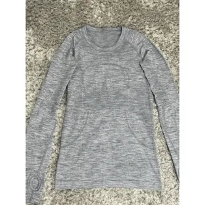 Lululemon Shirt Womens 4 Gray Swiftly Tech Long Sleeve Seamless Running Athletic thumbnail 3