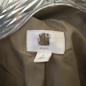 FINAL MARKDOWN 𝅺Classy ladies Jacket 6 thumbnail 3