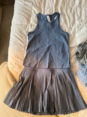 Lulu lemon set  thumbnail 1