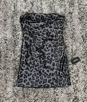 👗NWT Women’s Dress Size M thumbnail 1