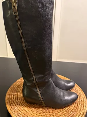 Corso Como Black Pebbled Leather Wedge Knee‎ High Tall Boots Womens 7.5 M thumbnail 1