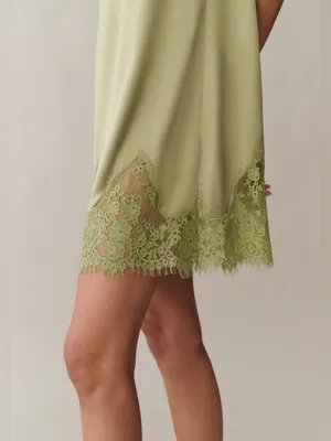NWT Few Moda Yasmin Dress size Medium M Green Moss lace mini Kourt thumbnail 2