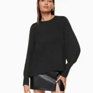 Aritzia Wilfred Clarissa Puff Sleeve Long Sleeve Blouse Black size 2XS XXS $98 thumbnail 2