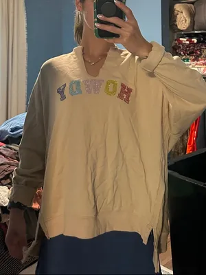 Peach Love California Cream 'HOWDY' Graphic Sweatshirt thumbnail 1