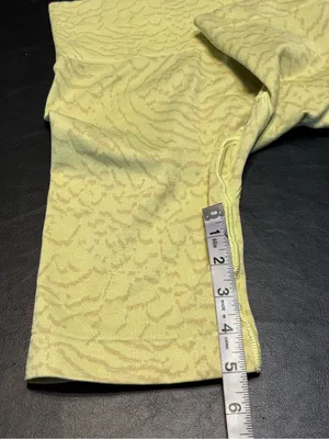 Gymshark Beige High-Waist Animal-Texture Bike Shorts thumbnail 9