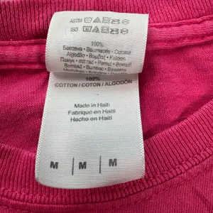 Believe Cropped T Shirt Women's Medium Gildan Hot Pink Graphic Short Sleeve Baby thumbnail 5