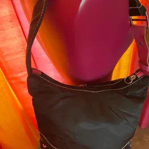 Hot pink and black shoulder bag (9.5x7.5) vintage zy2k thumbnail 6
