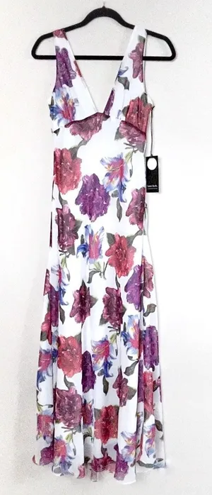 Descanso Maxi Dress in Lilac Floral thumbnail 4