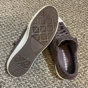 Converse CTAS Lift Ox Violet Ore Sherpa Women's Platform Sneakers 8.5 thumbnail 5