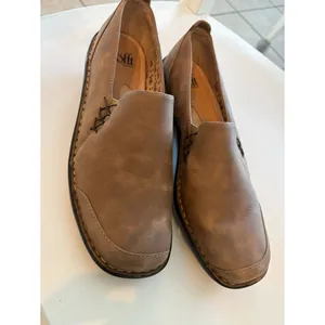 Sofft Leather Slip On Loafers Comfort Shoes Brown Womens 8M thumbnail 2