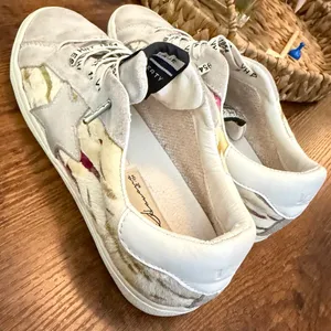 Vintage Havana Women’s Sneakers 8 thumbnail 7
