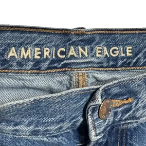 American Eagle 90s Straight High Rise Denim Jeans 16 Short thumbnail 2