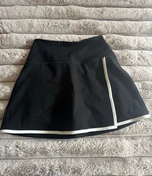 Abercrombie YPB Tennis Black Mini Skirt with White Trim thumbnail 5