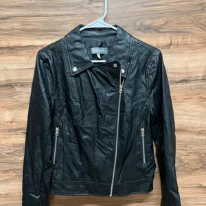Bagatelle small‎ black jacket thumbnail 1