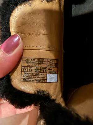 UGG Janaya Cozy Mule – Women’s Black Sheepskin Slip‑On (Size 7.5 ) thumbnail 7