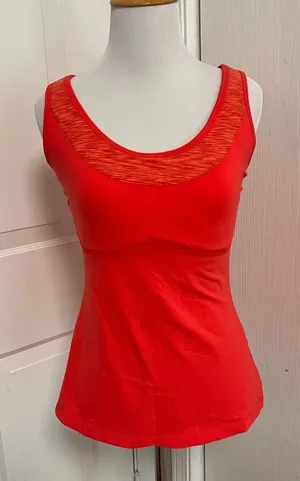 Lucy Criss Cross Compression Active Tank F1* Orange Size M thumbnail 1