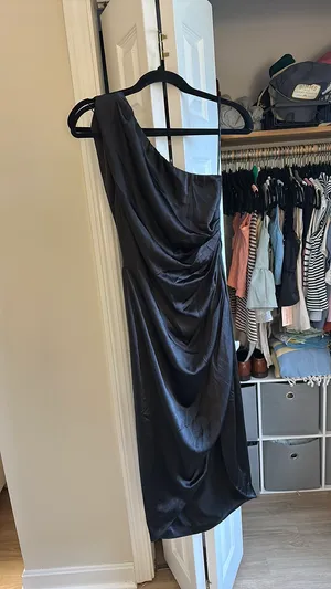 Elliatt Dress Black One shoulder  thumbnail 2