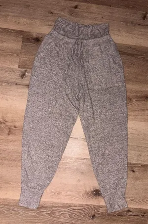 aerie Heathered Light Gray Lounge Joggers thumbnail 1