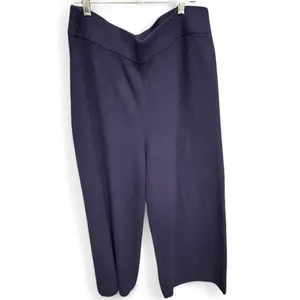 A new day size large women’s Navy wide leg sweater knit Pants thumbnail 3