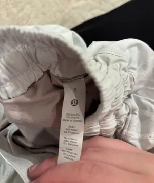 Lululemon Shorts thumbnail 3