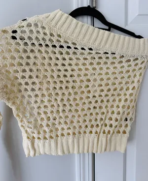 Anthropologie Maeve One-Shoulder Crochet Layer/ Sweater, One Size thumbnail 10