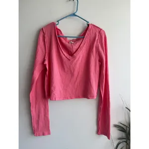 We The Free‎ Free People Pink Waffle Knit Thermal V-Neck Cropped Top XL thumbnail 2