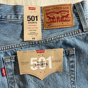 Levi’s 501 hi- rise shorts size 33. NWT thumbnail 3