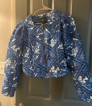 Blue quilted coat Size M thumbnail 1