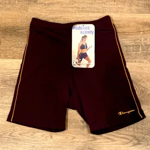 NWT Champion biker shorts motion control (ultimate support, comfort&fit) thumbnail 1