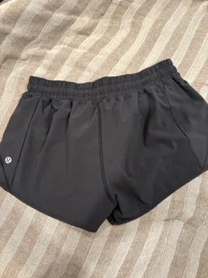 Lululemon 2.5" Shorts thumbnail 2