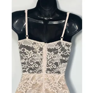 Windsor Women's Glamour Lace Sleeveless Mini Bodycon Dress Beige Size XS thumbnail 3