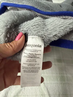 Patagonia Light Gray Fleece Zip-Up with Blue Trim thumbnail 8