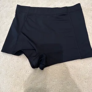 BCG Black Athletic Biker Shorts | Size M (8/10) thumbnail 2