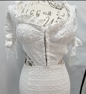 Pretty Little Thing 👗✨ Petite White Eyelet Cut-Out Mini Dress (US 2) 🤍🌸 thumbnail 9