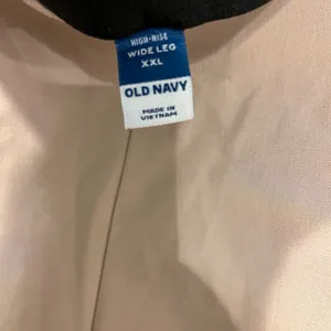 Old Navy Women's Wide Leg Pants in Tan thumbnail 3
