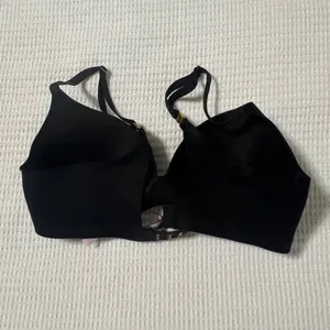 Victoria's Secret Bra thumbnail 2