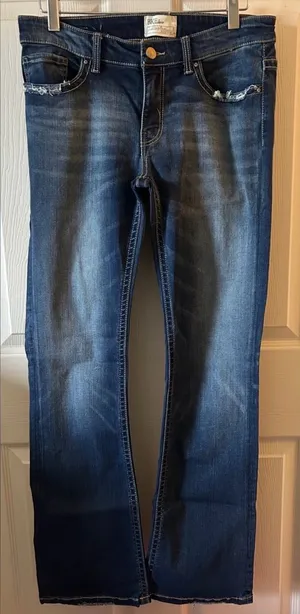 BKE‎ Payton Mid Rise Med/Dark Wash Bootcut Jeans Size 28/31.5” Inseam thumbnail 1