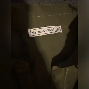 Abercrombie & Fitch satin army green shirt dress size small thumbnail 5