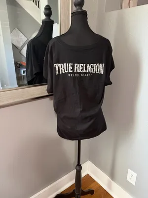 True Religion Crystal Horseshoe Logo V Neck Black Tee 2XL. thumbnail 4