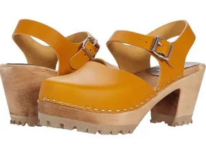 MIA Women's Abba Clog-Inspired Sandal thumbnail 1