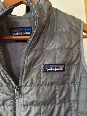 Patagonia Women’s Nano Puff Vest‎ Feather Gray Lightweight Quilted Size XS thumbnail 3