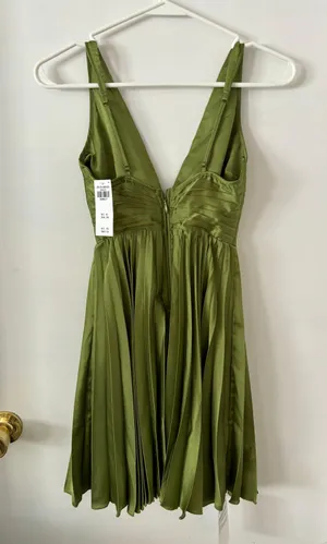 Abercrombie Giselle Pleated Mini Dress thumbnail 5