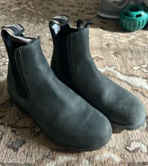 Blundstone Chelsea Boots Black 1630 Women’s Rustic 6.5 thumbnail 1