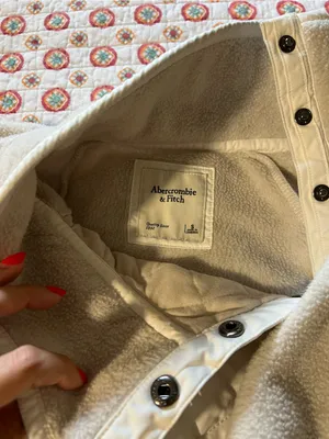 Abercrombie & Fitch Asymmetrical Quilted Fleece Pullover Ivory size small thumbnail 5