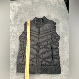 Nike Cascade quilted puffer vest black down medium thumbnail 4