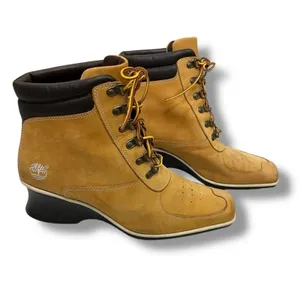Timberland VTG Y2K wheat genuine leather lace up square toe wedge boots sz 8 thumbnail 3