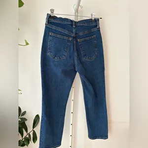 Abercrombie & Fitch The Ankle Straight Blue Jeans 27 thumbnail 2