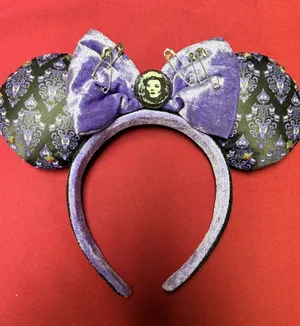 Disney Parks Haunted Mansion Purple Velvet Bow Minnie Mouse Headband thumbnail 1