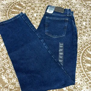 Wrangler NWT Blues Relaxed Fit thumbnail 1