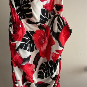 Vintage Hearts Strapless Red Floral Mini Dress 5 90s Y2K Party Coquette Retro thumbnail 4